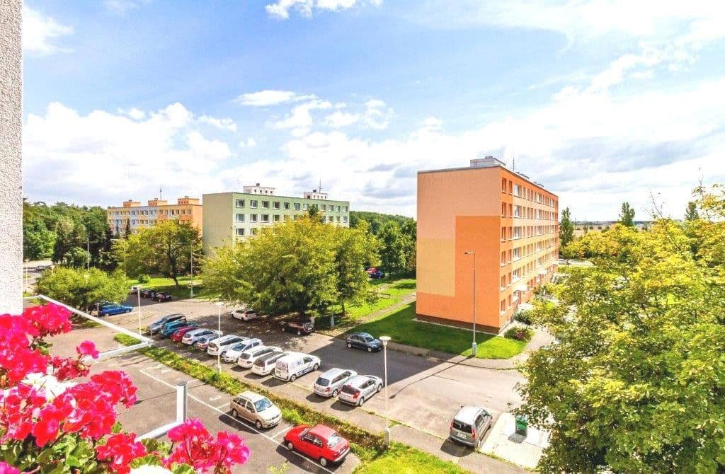 1 bedroom with open-plan kitchen flat to rent, 41 m², Na růžovém poli, Kladno, Středočeský Region 1 bedroom with open-plan kitchen flat to rent, 41 m², Na růžovém poli, Kladno, Středočeský Region