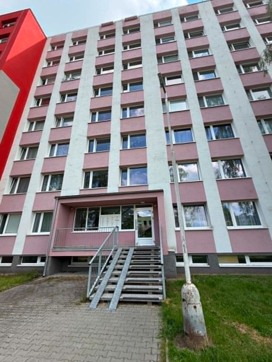1 bedroom with open-plan kitchen flat to rent, 41 m², Na růžovém poli, Kladno, Středočeský Region 1 bedroom with open-plan kitchen flat to rent, 41 m², Na růžovém poli, Kladno, Středočeský Region