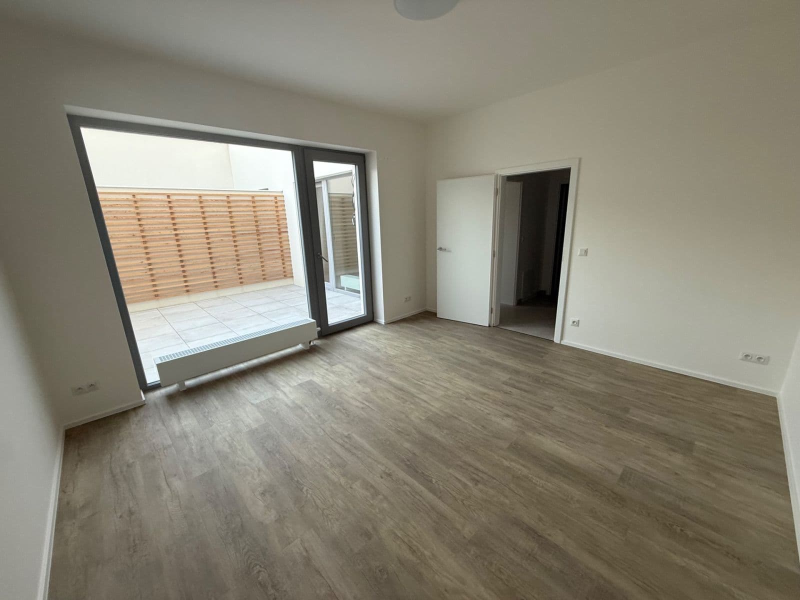 1 bedroom with open-plan kitchen flat to rent, 50 m², Řepova, Brno, Jihomoravský Region 1 bedroom with open-plan kitchen flat to rent, 50 m², Řepova, Brno, Jihomoravský Region