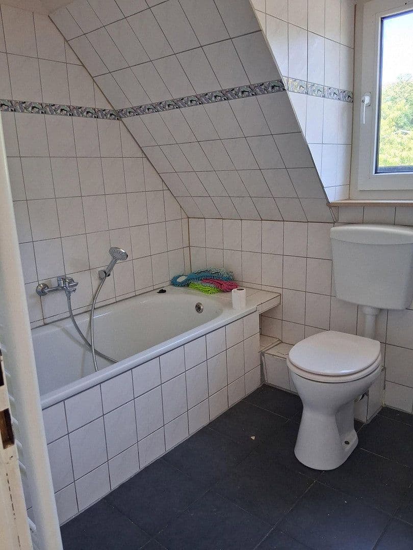 4 bedroom flat to rent, 68 m², Joseph-Mäurer-Straße 38, Wipperfürth, North Rhine-Westphalia 4 bedroom flat to rent, 68 m², Joseph-Mäurer-Straße 38, Wipperfürth, North Rhine-Westphalia