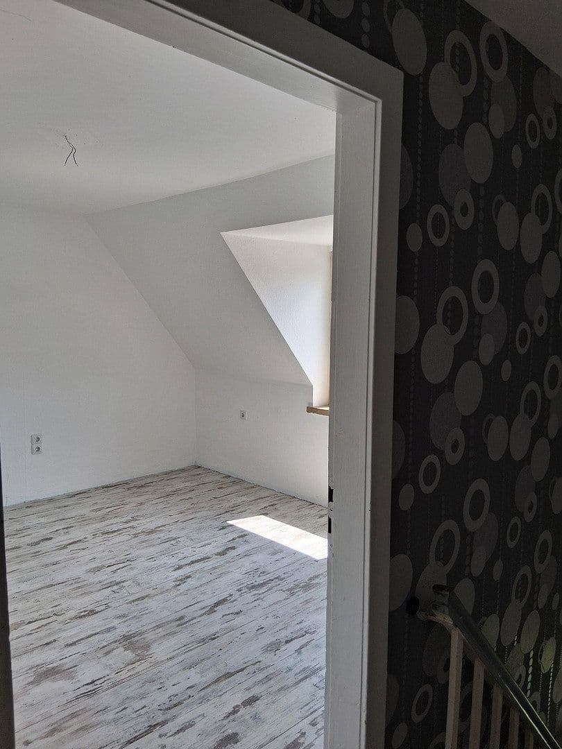 4 bedroom flat to rent, 68 m², Joseph-Mäurer-Straße 38, Wipperfürth, North Rhine-Westphalia 4 bedroom flat to rent, 68 m², Joseph-Mäurer-Straße 38, Wipperfürth, North Rhine-Westphalia