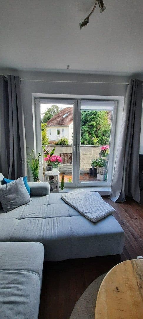 2 bedroom with open-plan kitchen flat to rent, 96 m², Hatten, Lower Saxony 2 bedroom with open-plan kitchen flat to rent, 96 m², Hatten, Lower Saxony