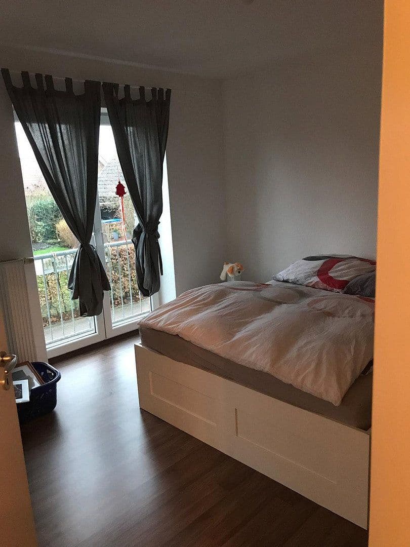 2 bedroom with open-plan kitchen flat to rent, 96 m², Hatten, Lower Saxony 2 bedroom with open-plan kitchen flat to rent, 96 m², Hatten, Lower Saxony