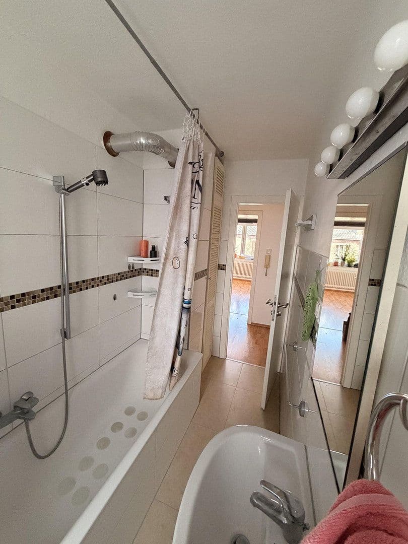 3 bedroom flat to rent, 65 m², Bilker Allee 10, Düsseldorf, North Rhine-Westphalia 3 bedroom flat to rent, 65 m², Bilker Allee 10, Düsseldorf, North Rhine-Westphalia
