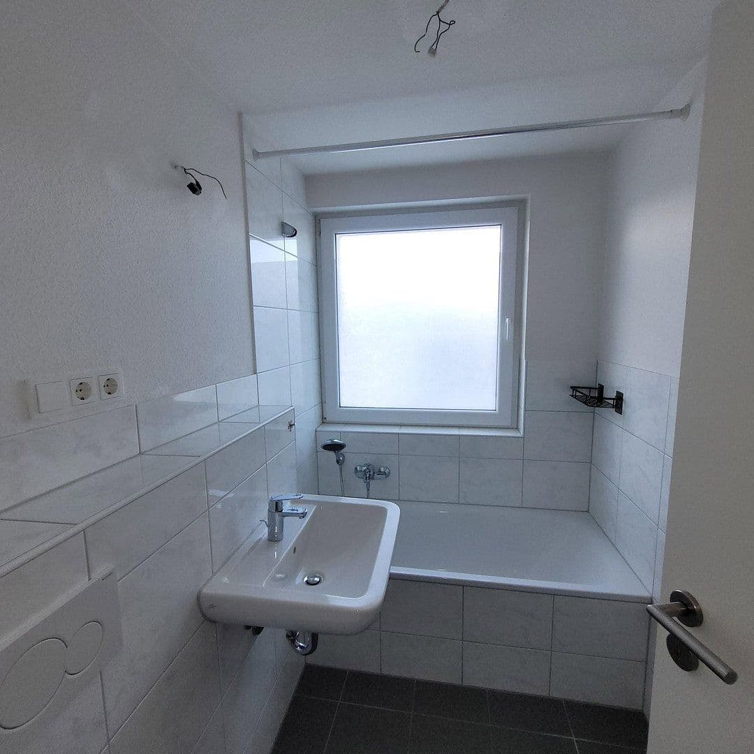 Studio flat to rent, 43 m², Bergisch Gladbach, North Rhine-Westphalia Studio flat to rent, 43 m², Bergisch Gladbach, North Rhine-Westphalia