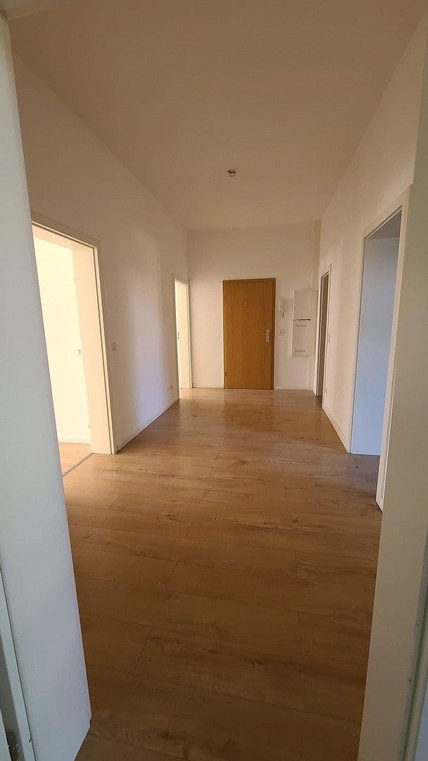 3 bedroom flat to rent, 108 m², Markt 11, Gera, Thuringia 3 bedroom flat to rent, 108 m², Markt 11, Gera, Thuringia