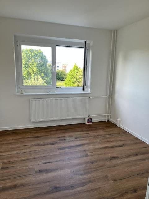 3 bedroom flat to rent, 61 m², Olof-Palme-Str. 15, Rostock, Mecklenburg-Vorpommern 3 bedroom flat to rent, 61 m², Olof-Palme-Str. 15, Rostock, Mecklenburg-Vorpommern