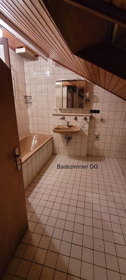 house for sale, 230 m², Eibelstadt, Bavaria house for sale, 230 m², Eibelstadt, Bavaria