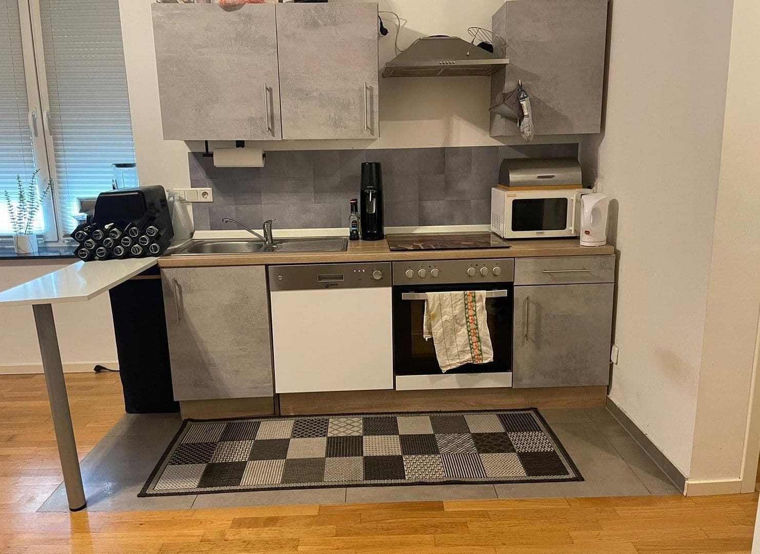 2 bedroom flat to rent, 39 m², Neusser Straße 263, Mönchengladbach, North Rhine-Westphalia 2 bedroom flat to rent, 39 m², Neusser Straße 263, Mönchengladbach, North Rhine-Westphalia