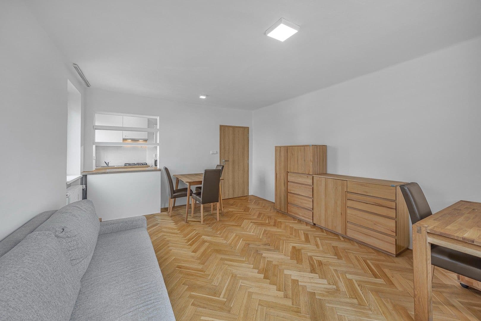 1 bedroom with open-plan kitchen flat to rent, 40 m², Na Beránce, Prague, Prague 1 bedroom with open-plan kitchen flat to rent, 40 m², Na Beránce, Prague, Prague