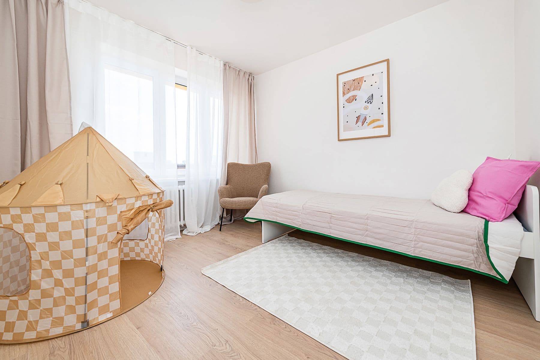 3 bedroom with open-plan kitchen flat for sale, 74 m², Pod Lipami, Prague, Prague 3 bedroom with open-plan kitchen flat for sale, 74 m², Pod Lipami, Prague, Prague
