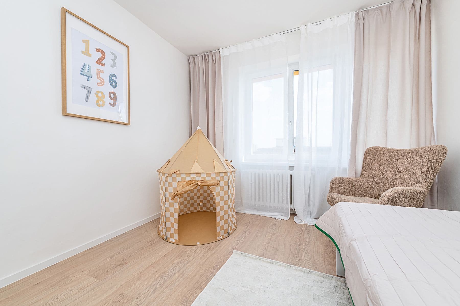 3 bedroom with open-plan kitchen flat for sale, 74 m², Pod Lipami, Prague, Prague 3 bedroom with open-plan kitchen flat for sale, 74 m², Pod Lipami, Prague, Prague