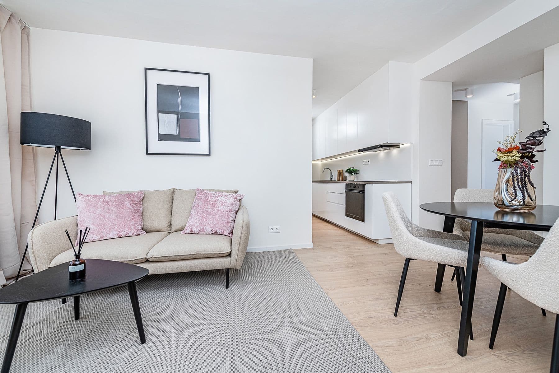 3 bedroom with open-plan kitchen flat for sale, 74 m², Pod Lipami, Prague, Prague 3 bedroom with open-plan kitchen flat for sale, 74 m², Pod Lipami, Prague, Prague