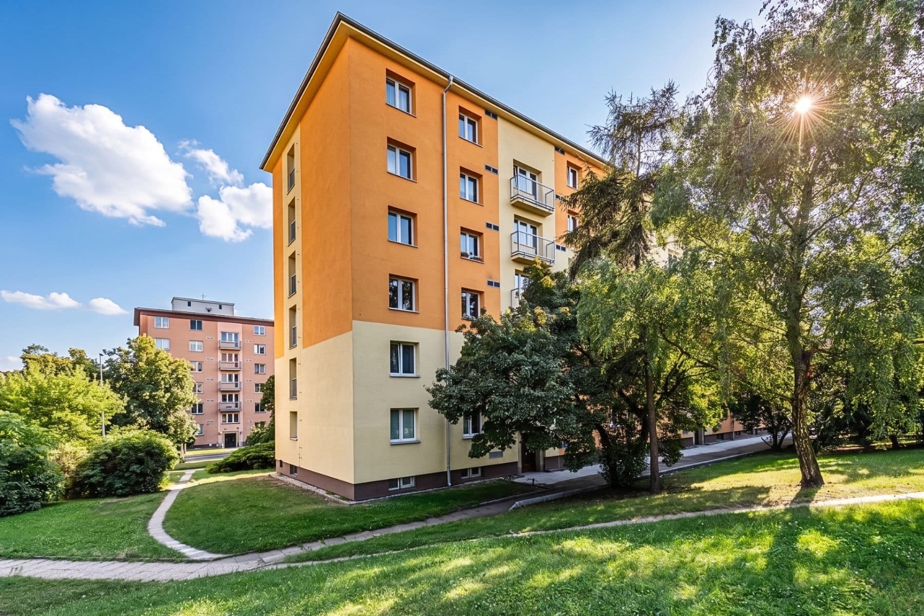 3 bedroom with open-plan kitchen flat for sale, 74 m², Pod Lipami, Prague, Prague 3 bedroom with open-plan kitchen flat for sale, 74 m², Pod Lipami, Prague, Prague