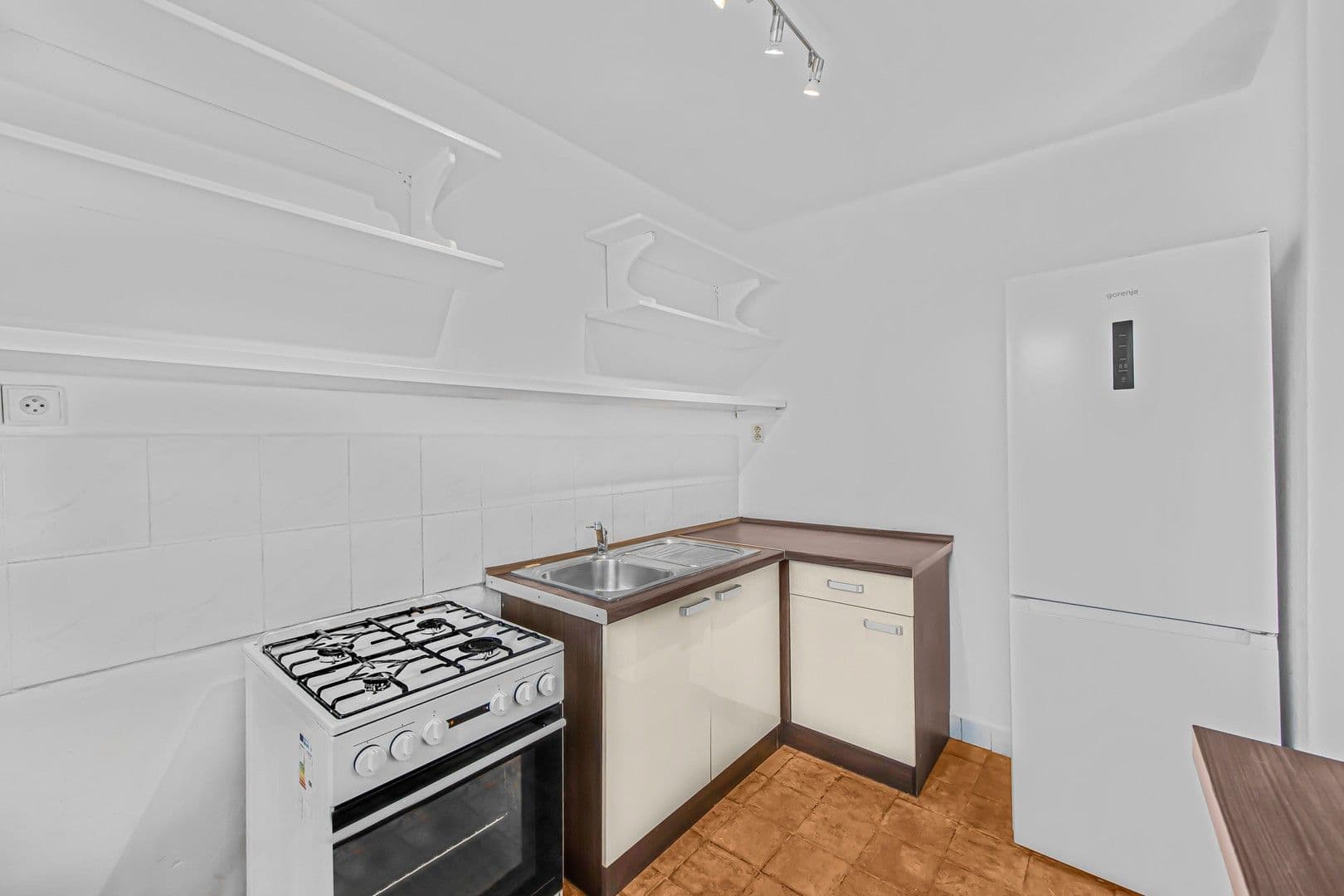 1 bedroom with open-plan kitchen flat to rent, 45 m², Mládeže, Prague, Prague 1 bedroom with open-plan kitchen flat to rent, 45 m², Mládeže, Prague, Prague