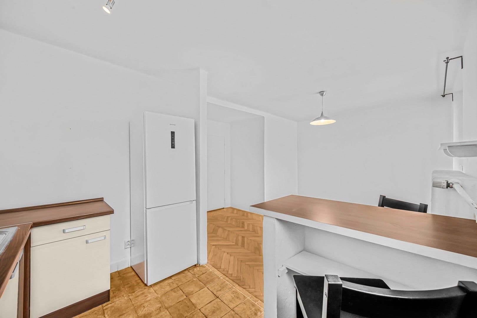 1 bedroom with open-plan kitchen flat to rent, 45 m², Mládeže, Prague, Prague 1 bedroom with open-plan kitchen flat to rent, 45 m², Mládeže, Prague, Prague