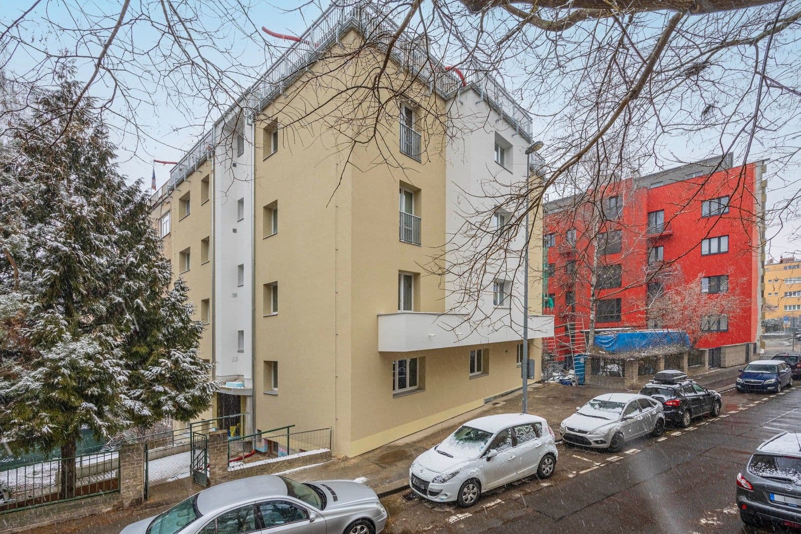 1 bedroom with open-plan kitchen flat to rent, 45 m², Mládeže, Prague, Prague 1 bedroom with open-plan kitchen flat to rent, 45 m², Mládeže, Prague, Prague