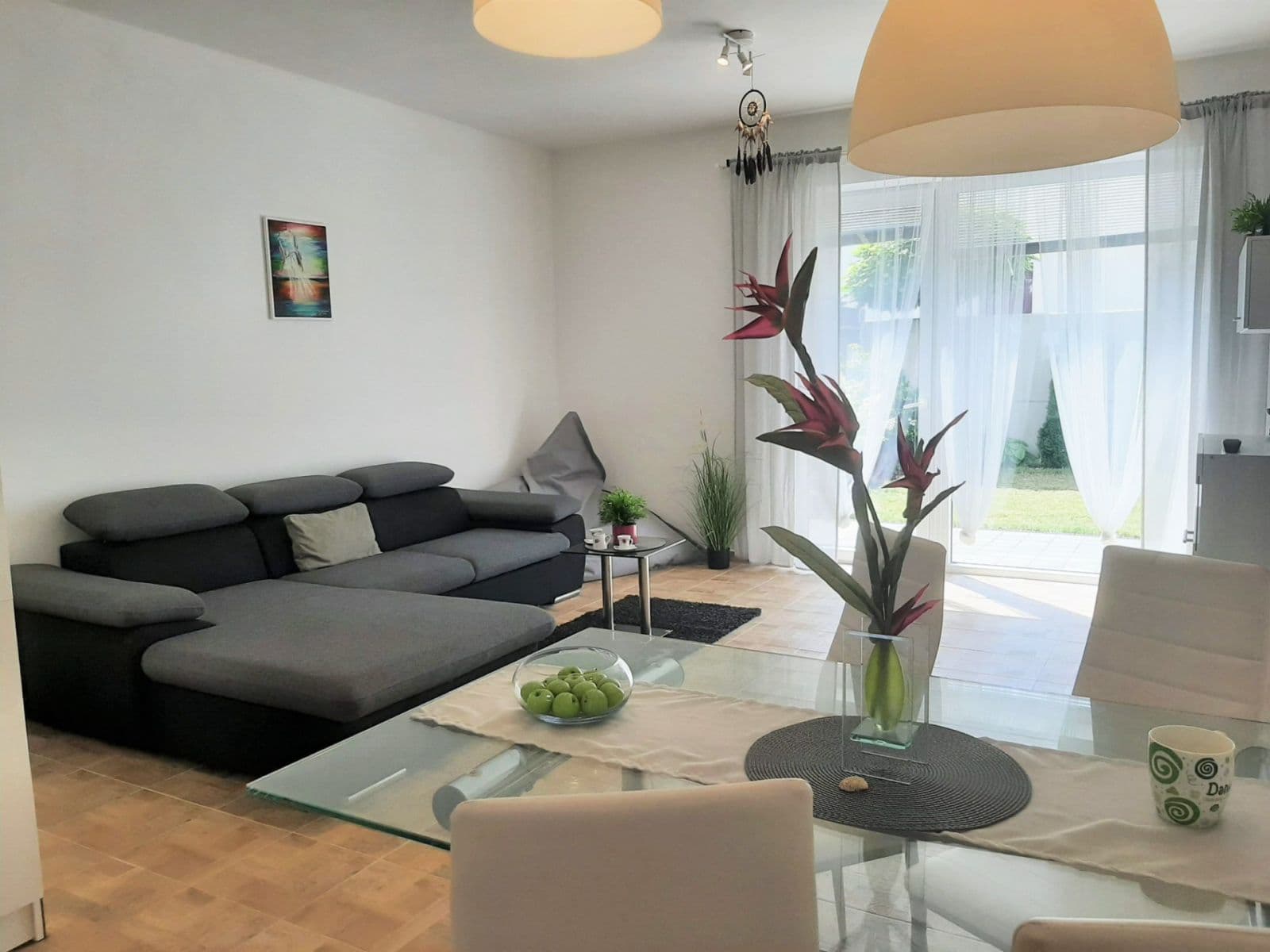 3 bedroom with open-plan kitchen flat for sale, 80 m², Smutného, Znojmo, Jihomoravský Region 3 bedroom with open-plan kitchen flat for sale, 80 m², Smutného, Znojmo, Jihomoravský Region