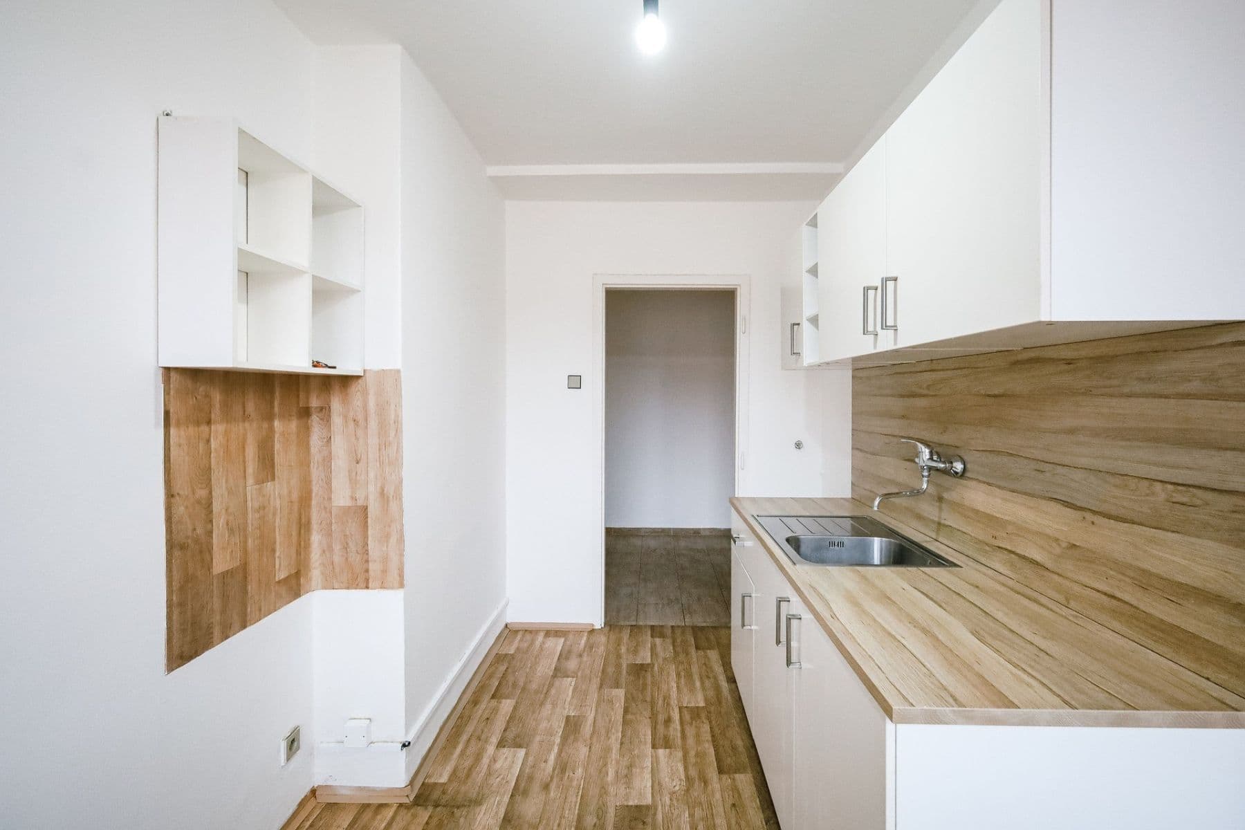 1 bedroom with open-plan kitchen flat for sale, 40 m², Vosmíkových, Prague, Prague 1 bedroom with open-plan kitchen flat for sale, 40 m², Vosmíkových, Prague, Prague