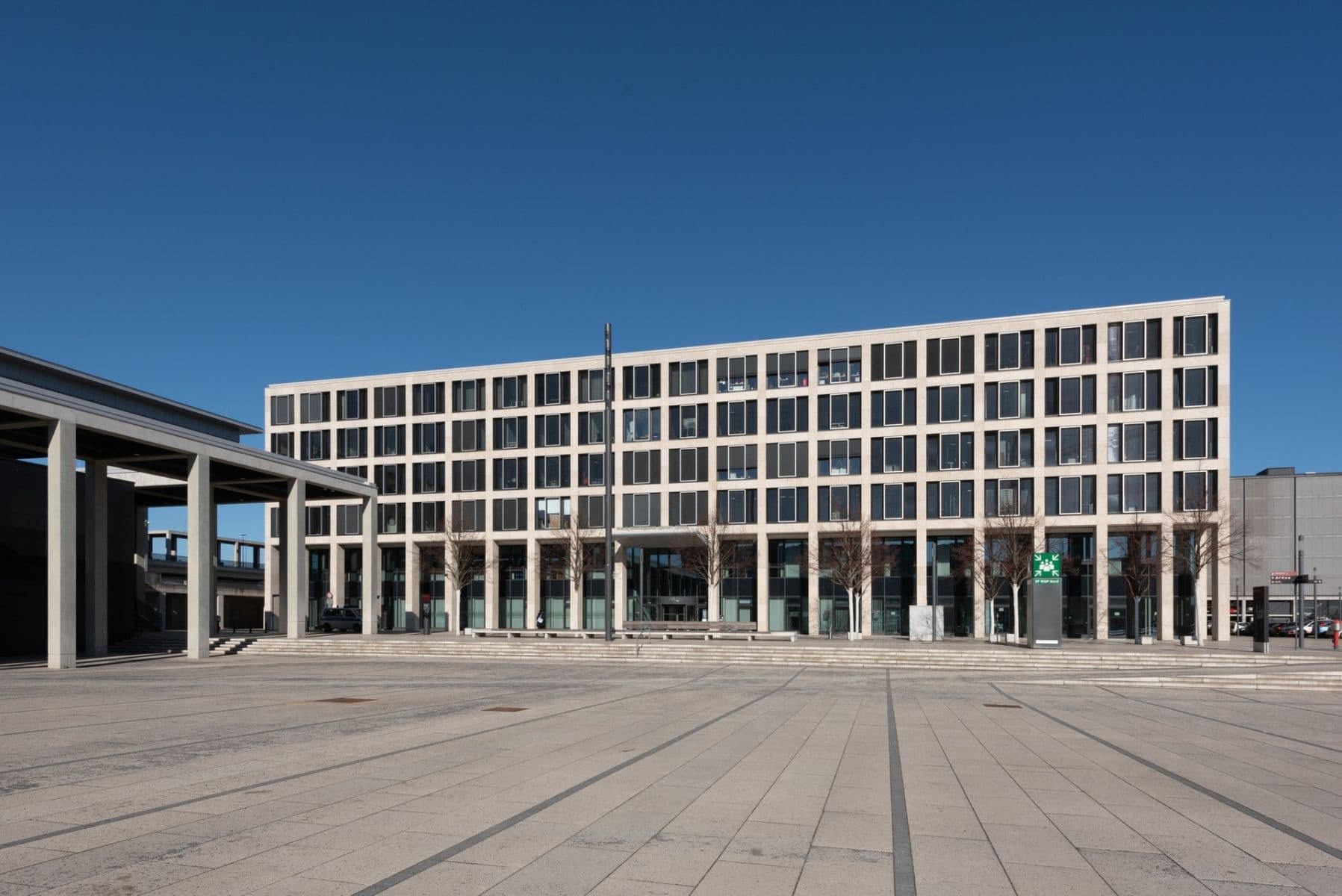 office to rent, 1,020 m², Willy-Brandt-Platz 2, Schönefeld, Brandenburg office to rent, 1,020 m², Willy-Brandt-Platz 2, Schönefeld, Brandenburg