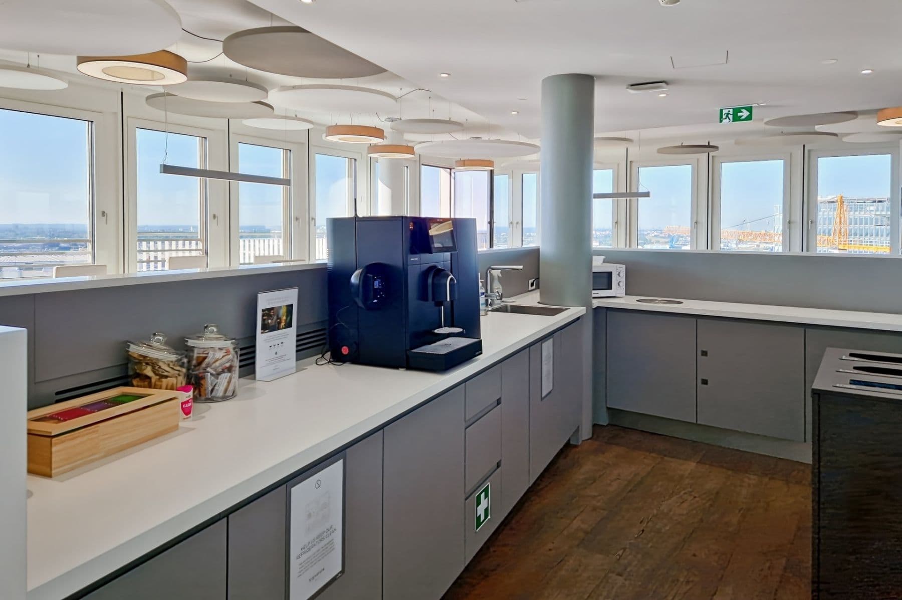 office to rent, 1,511 m², Überseeallee 10, Hamburg, Hamburg office to rent, 1,511 m², Überseeallee 10, Hamburg, Hamburg