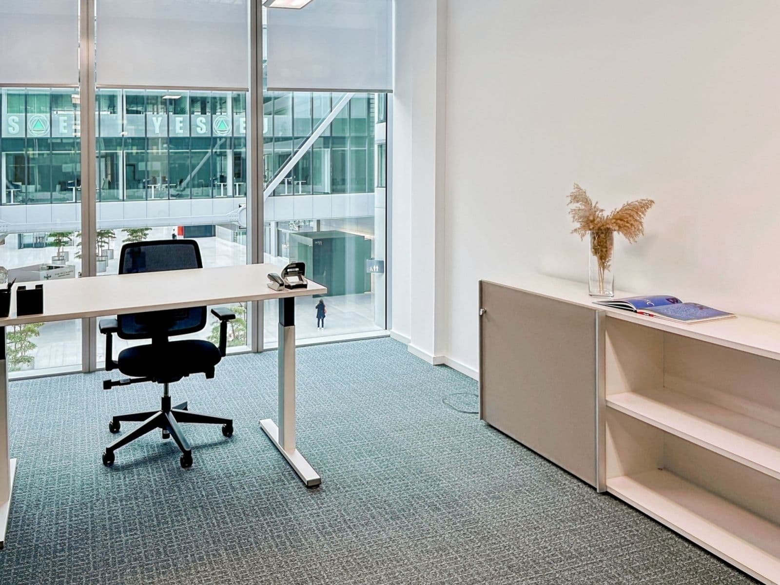 office to rent, 4,617 m², Am Flughafen 12, Frankfurt, Hesse office to rent, 4,617 m², Am Flughafen 12, Frankfurt, Hesse