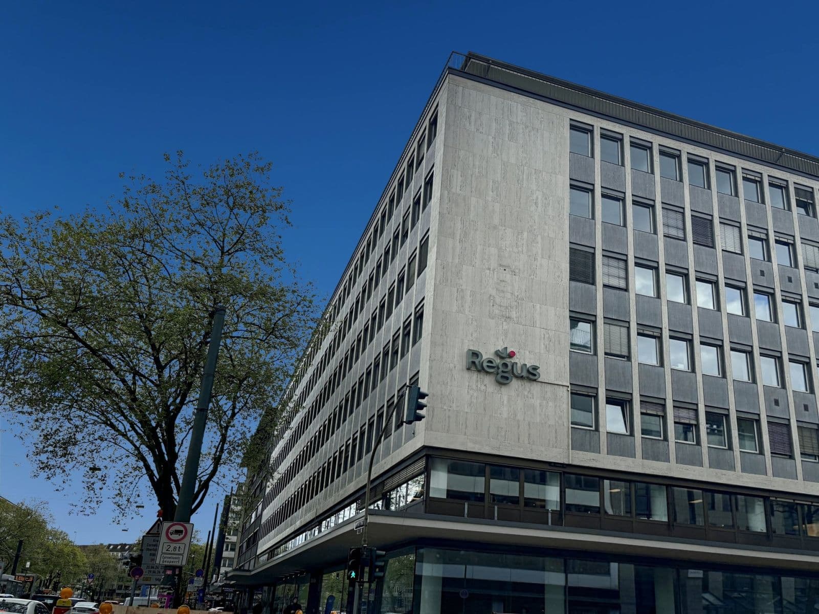 office to rent, 1,220 m², Berliner Allee 59, Düsseldorf, North Rhine-Westphalia office to rent, 1,220 m², Berliner Allee 59, Düsseldorf, North Rhine-Westphalia