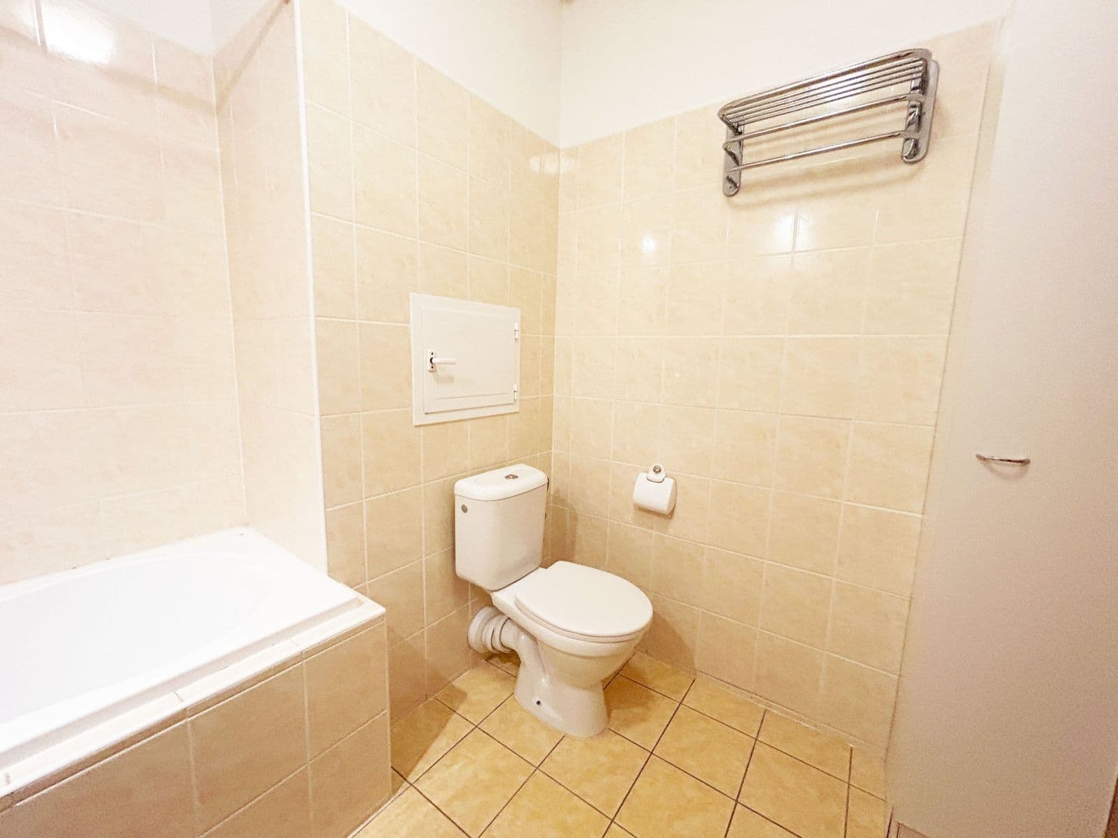 Studio flat to rent, 38 m², Wiedermannova, Prague, Prague Studio flat to rent, 38 m², Wiedermannova, Prague, Prague