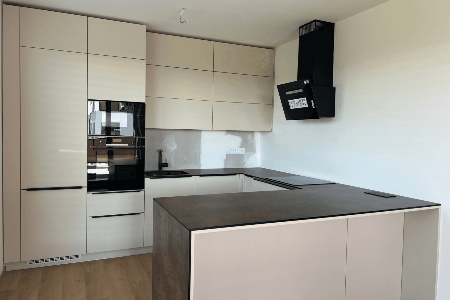 1 bedroom with open-plan kitchen flat to rent, 60 m², Modřínová, Třebíč, Vysočina Region 1 bedroom with open-plan kitchen flat to rent, 60 m², Modřínová, Třebíč, Vysočina Region