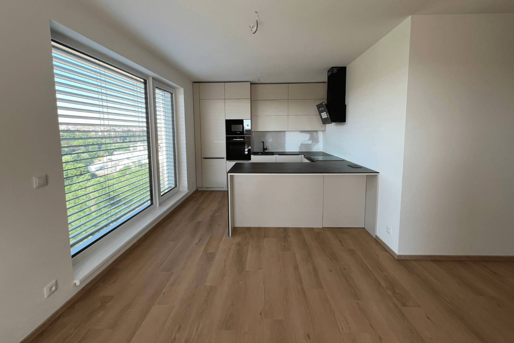 1 bedroom with open-plan kitchen flat to rent, 60 m², Modřínová, Třebíč, Vysočina Region 1 bedroom with open-plan kitchen flat to rent, 60 m², Modřínová, Třebíč, Vysočina Region