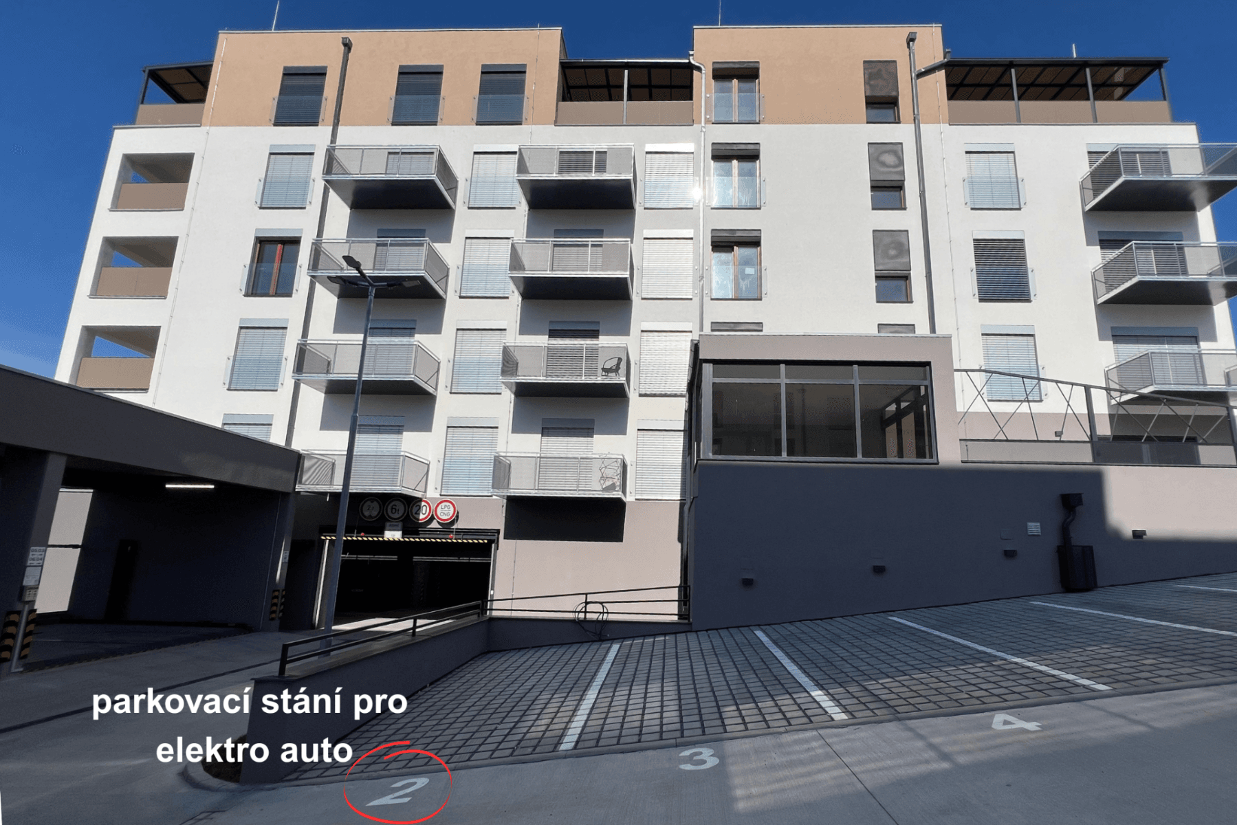 1 bedroom with open-plan kitchen flat to rent, 60 m², Modřínová, Třebíč, Vysočina Region 1 bedroom with open-plan kitchen flat to rent, 60 m², Modřínová, Třebíč, Vysočina Region