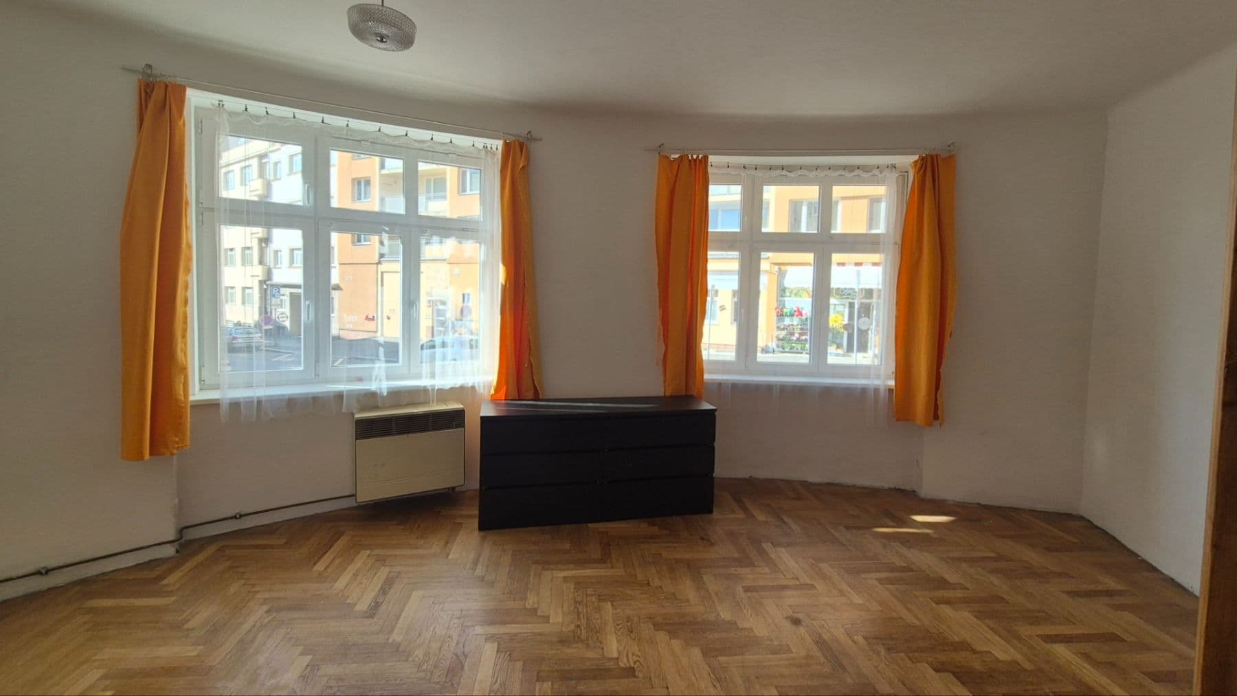 1 bedroom with open-plan kitchen flat to rent, 62 m², Na Zlatnici, Prague, Prague 1 bedroom with open-plan kitchen flat to rent, 62 m², Na Zlatnici, Prague, Prague