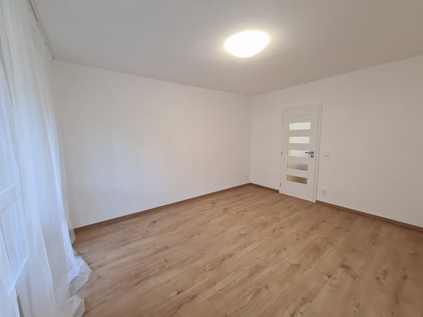 2 bedroom with open-plan kitchen flat to rent, 62 m², U Stadionu, Chrudim, Pardubický Region 2 bedroom with open-plan kitchen flat to rent, 62 m², U Stadionu, Chrudim, Pardubický Region