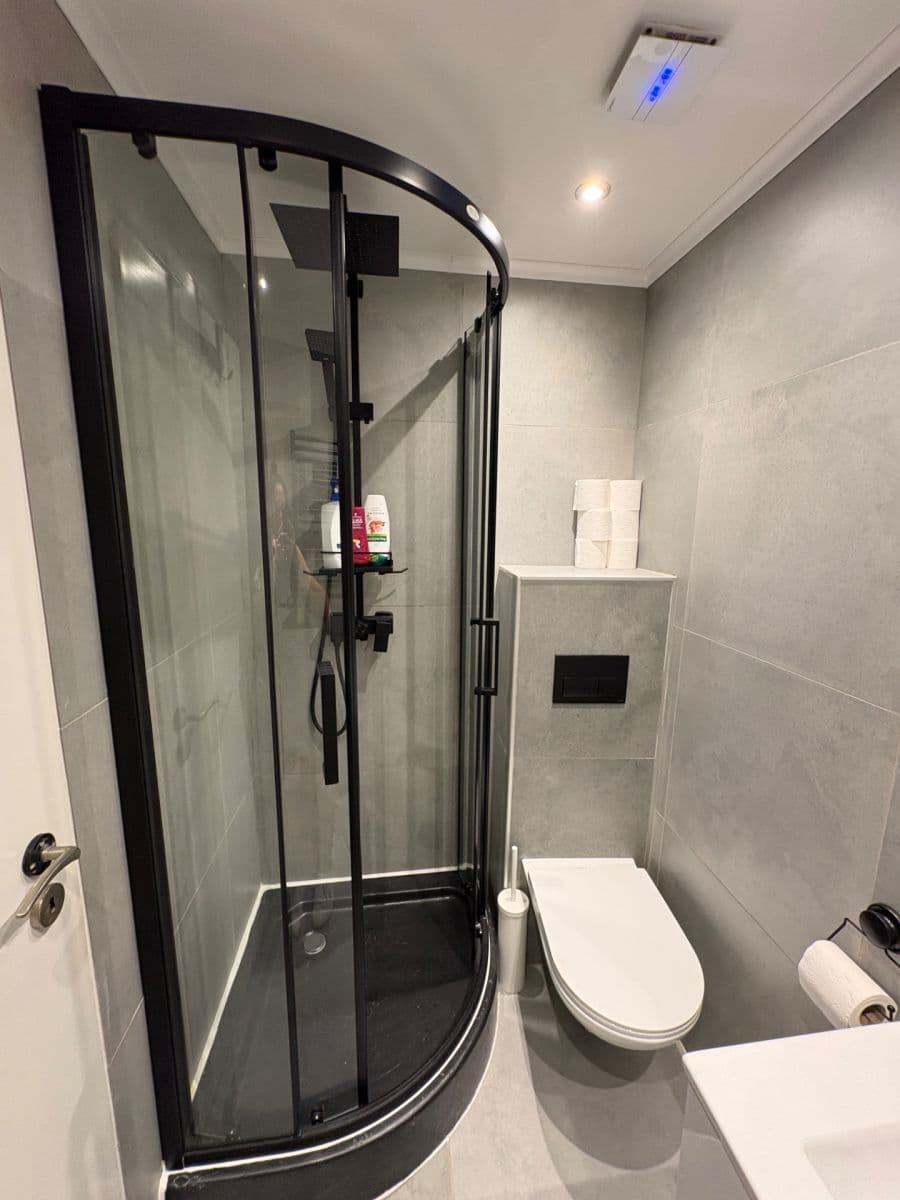 Studio flat to rent, 28 m², Na Celné, Prague, Prague Studio flat to rent, 28 m², Na Celné, Prague, Prague