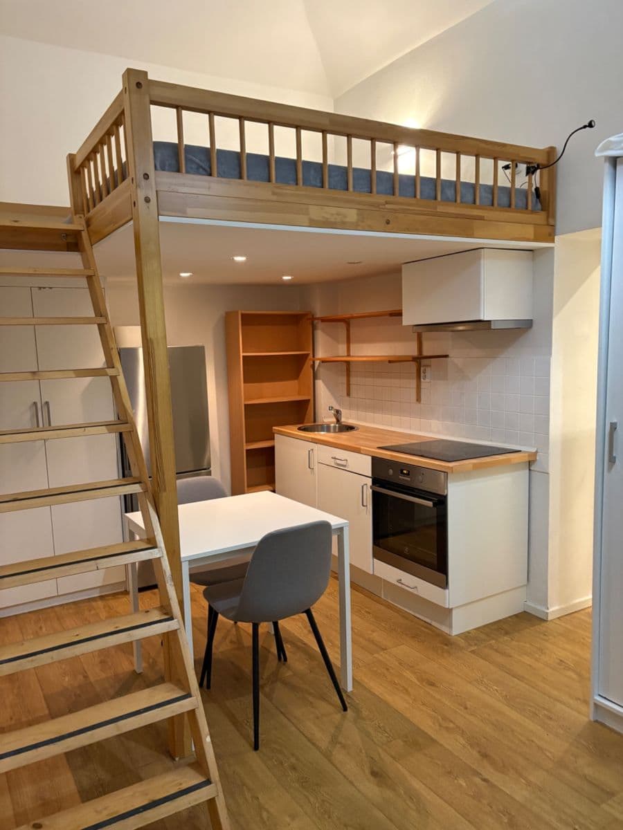 Studio flat to rent, 28 m², Na Celné, Prague, Prague Studio flat to rent, 28 m², Na Celné, Prague, Prague