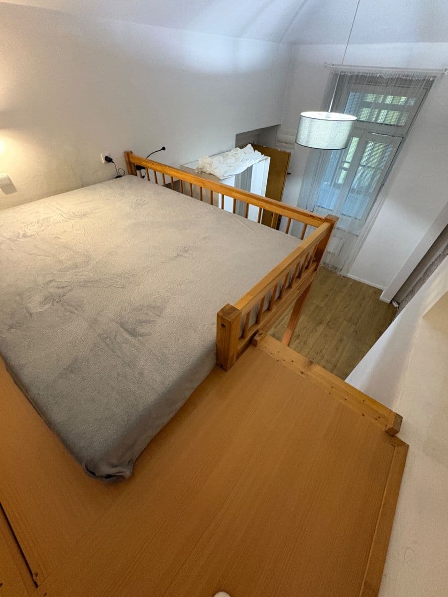 Studio flat to rent, 28 m², Na Celné, Prague, Prague Studio flat to rent, 28 m², Na Celné, Prague, Prague