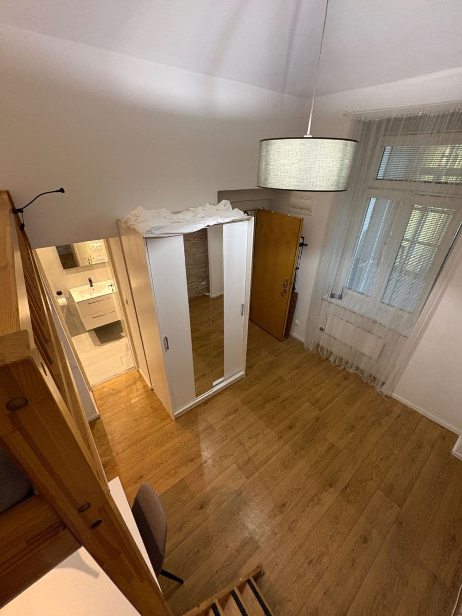 Studio flat to rent, 28 m², Na Celné, Prague, Prague Studio flat to rent, 28 m², Na Celné, Prague, Prague