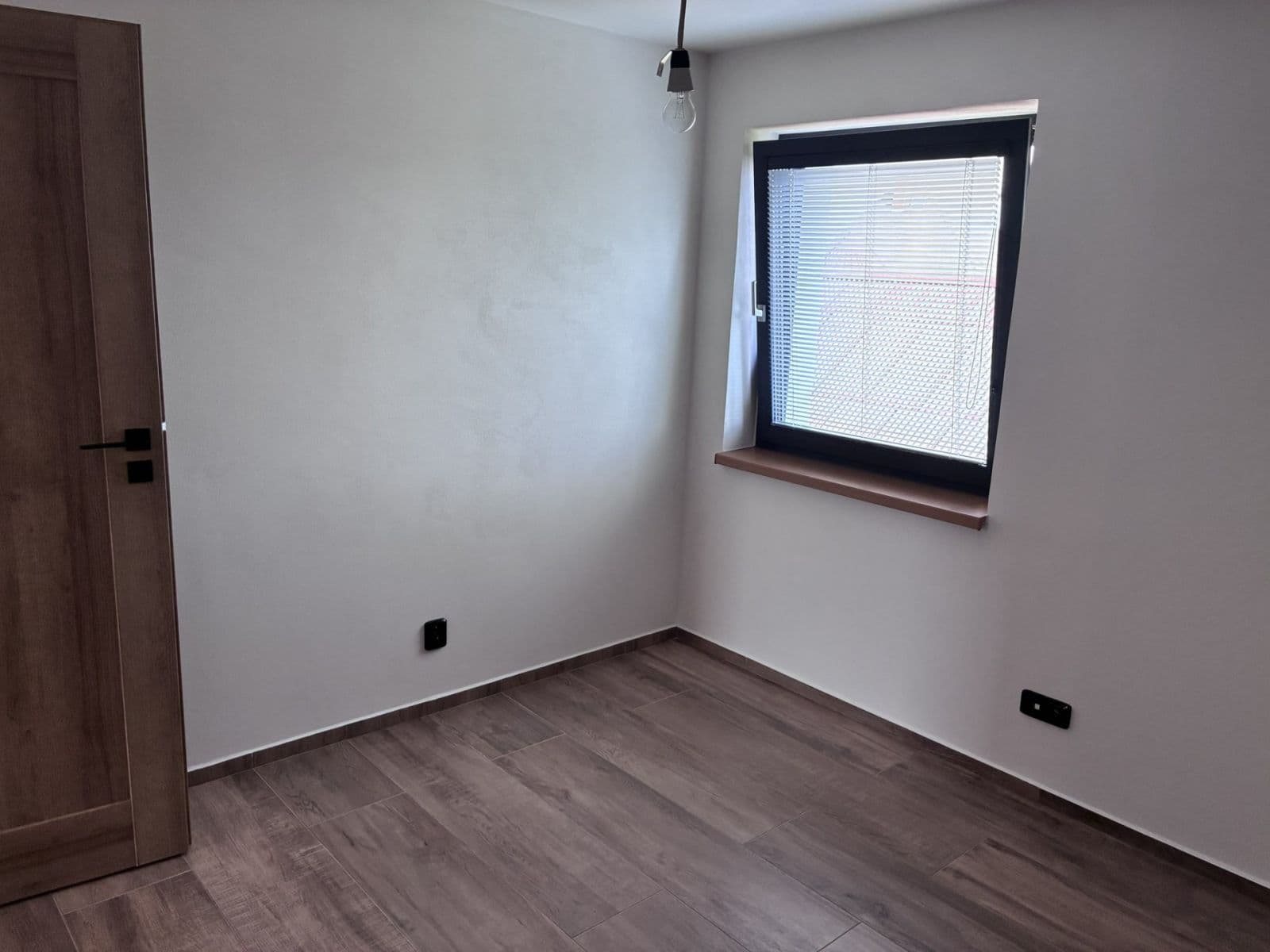 2 bedroom with open-plan kitchen flat to rent, 79 m², Jabloňová, Orlová, Moravskoslezský Region 2 bedroom with open-plan kitchen flat to rent, 79 m², Jabloňová, Orlová, Moravskoslezský Region