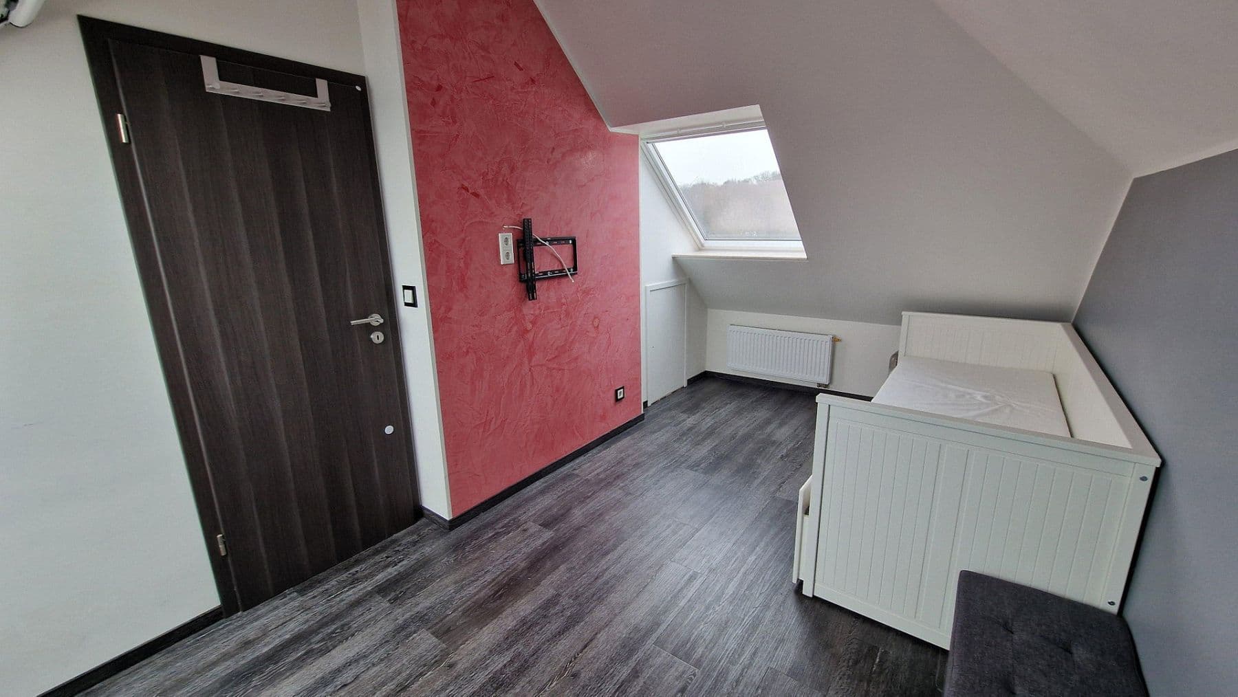 2 bedroom with open-plan kitchen flat to rent, 96 m², Hünxe, North Rhine-Westphalia 2 bedroom with open-plan kitchen flat to rent, 96 m², Hünxe, North Rhine-Westphalia