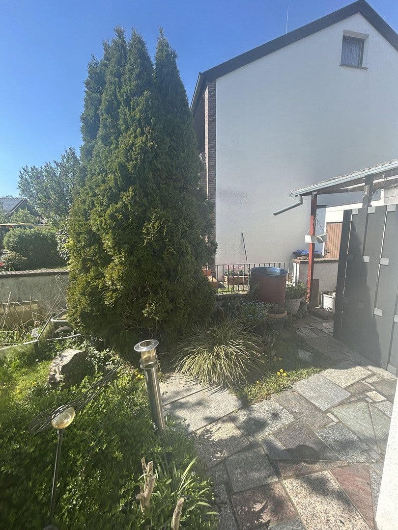 house for sale, 95 m², Singen (Hohentwiel), Baden-Württemberg house for sale, 95 m², Singen (Hohentwiel), Baden-Württemberg