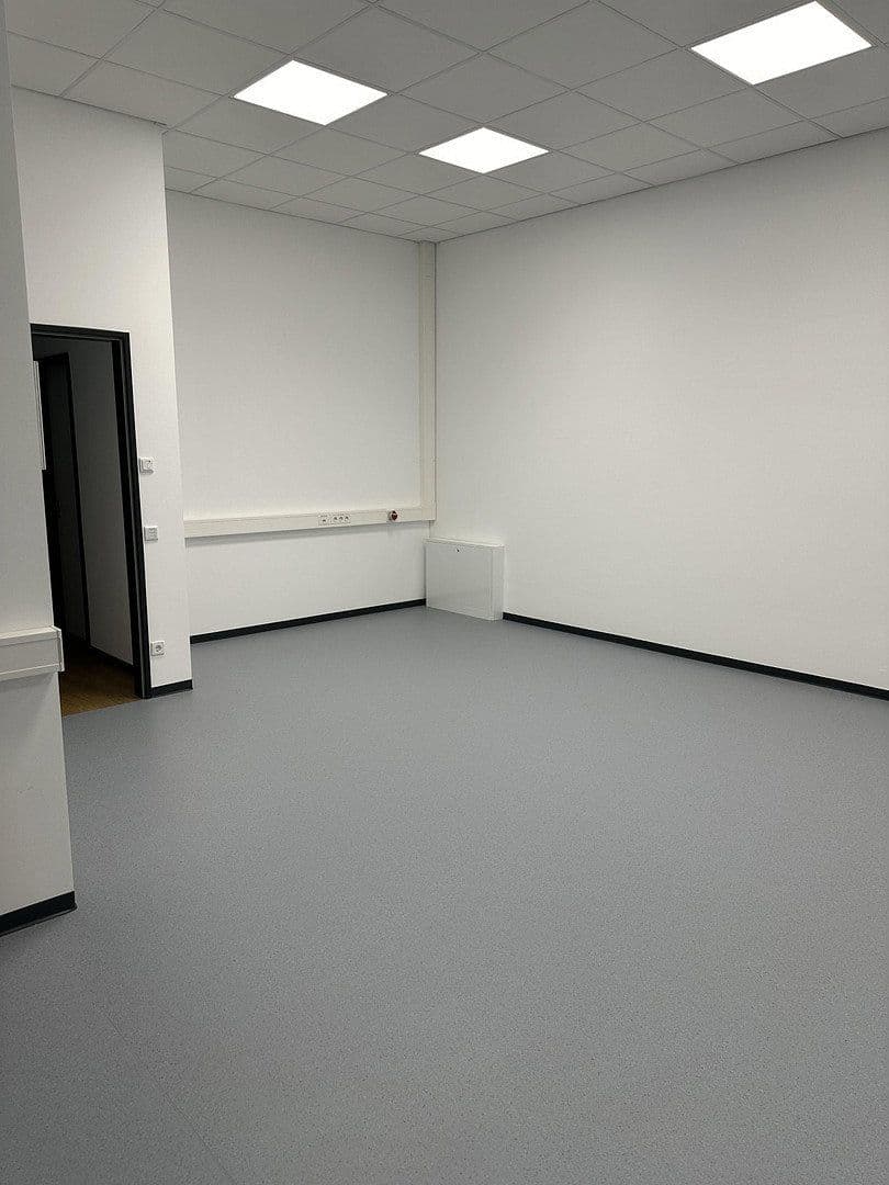 office to rent, 174 m², Carl-von-Ossietzky-Str. 7, Bad Aibling, Bavaria office to rent, 174 m², Carl-von-Ossietzky-Str. 7, Bad Aibling, Bavaria