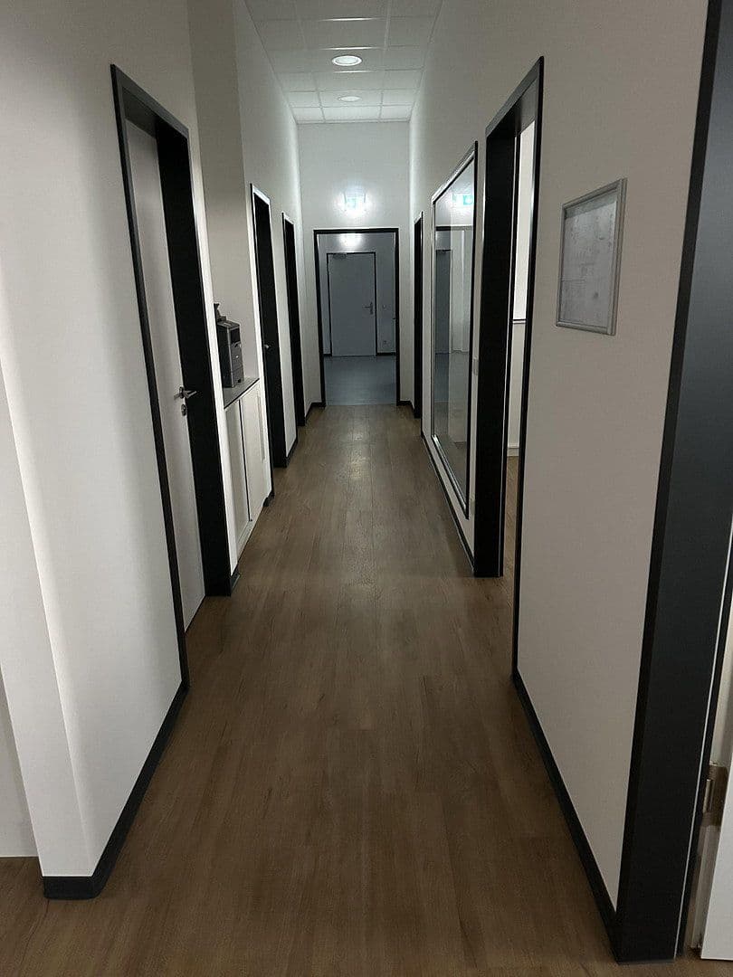 office to rent, 174 m², Carl-von-Ossietzky-Str. 7, Bad Aibling, Bavaria office to rent, 174 m², Carl-von-Ossietzky-Str. 7, Bad Aibling, Bavaria