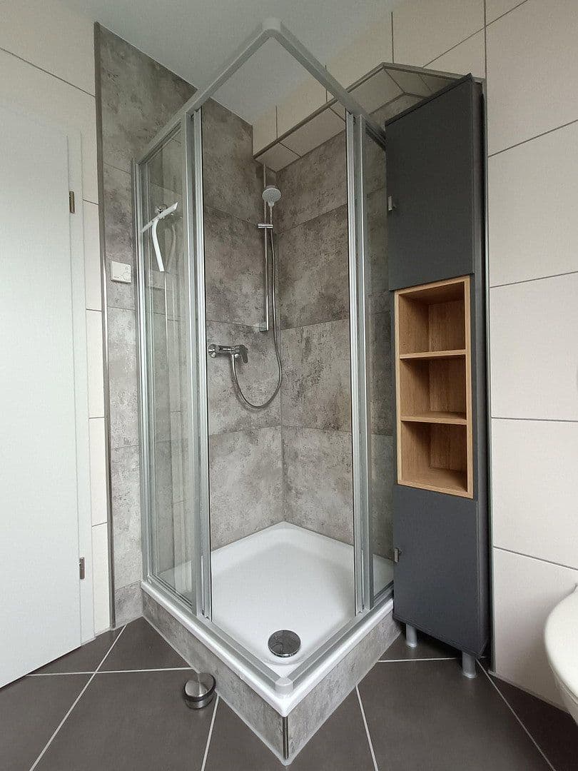 2 bedroom with open-plan kitchen flat to rent, 90 m², Reilingen, Baden-Württemberg 2 bedroom with open-plan kitchen flat to rent, 90 m², Reilingen, Baden-Württemberg