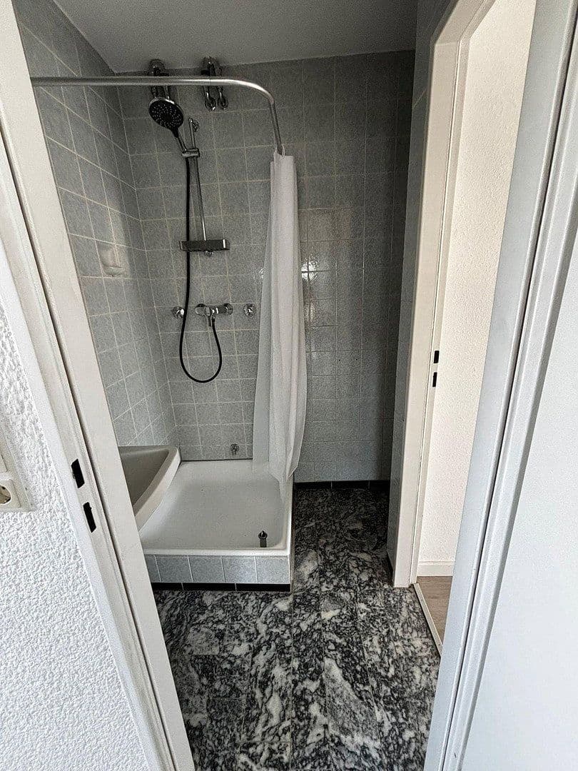 Studio flat to rent, 44 m², Frankfurt, Hesse Studio flat to rent, 44 m², Frankfurt, Hesse
