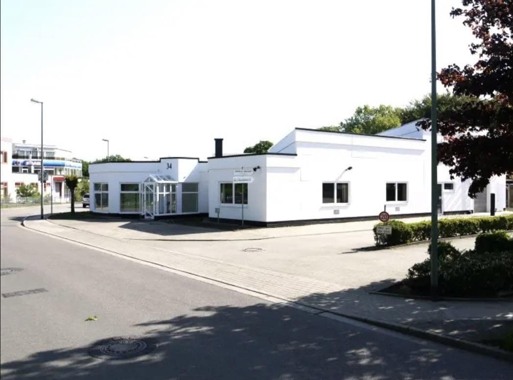 non-residential property to rent, 827 m², Heinrich-Held- Str. 34, Essen, North Rhine-Westphalia non-residential property to rent, 827 m², Heinrich-Held- Str. 34, Essen, North Rhine-Westphalia