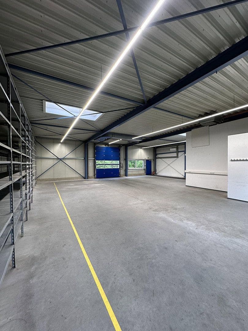 non-residential property to rent, 2,530 m², Rehwinkel 26, Porta Westfalica, North Rhine-Westphalia non-residential property to rent, 2,530 m², Rehwinkel 26, Porta Westfalica, North Rhine-Westphalia