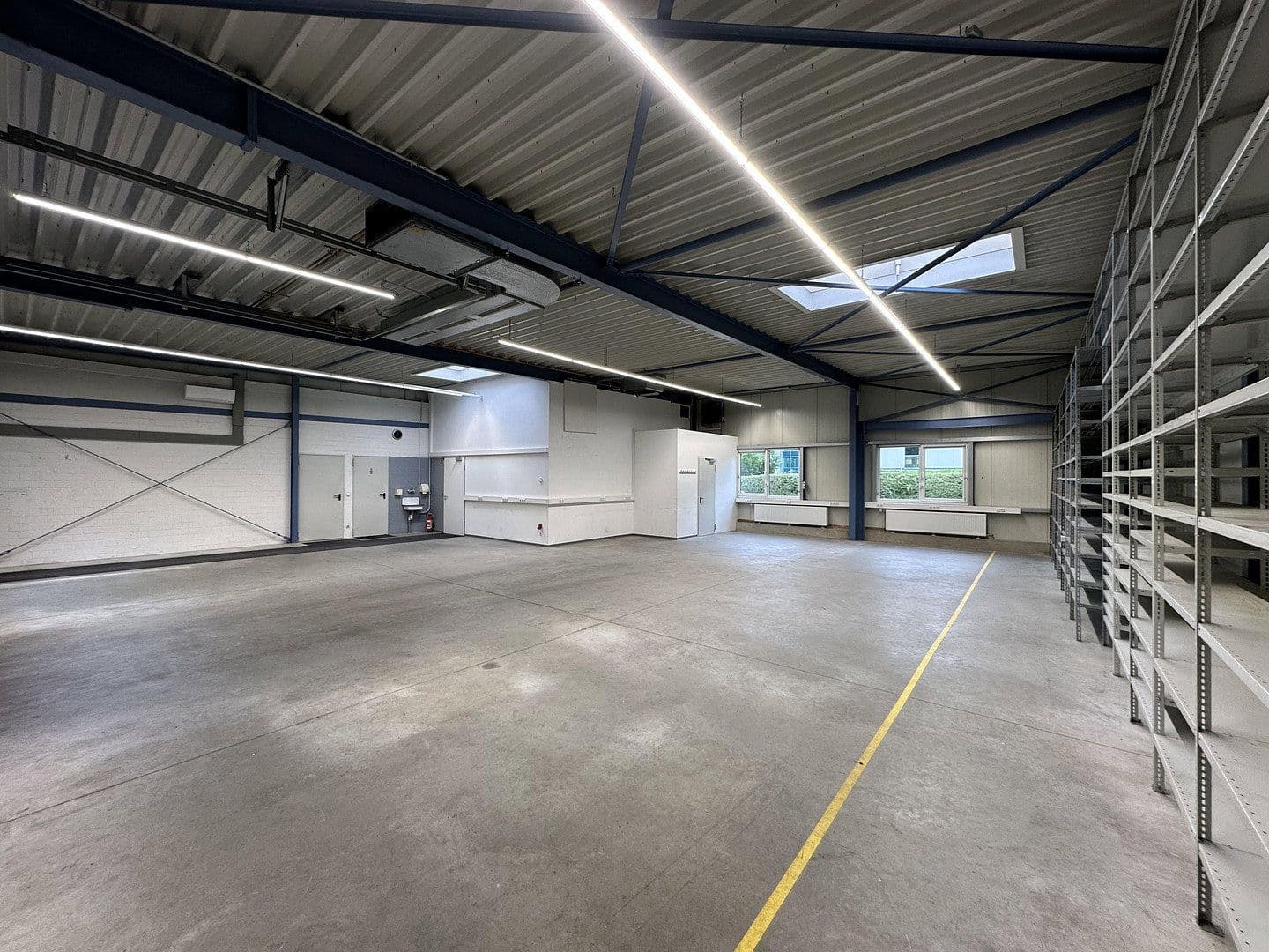 non-residential property to rent, 2,530 m², Rehwinkel 26, Porta Westfalica, North Rhine-Westphalia non-residential property to rent, 2,530 m², Rehwinkel 26, Porta Westfalica, North Rhine-Westphalia