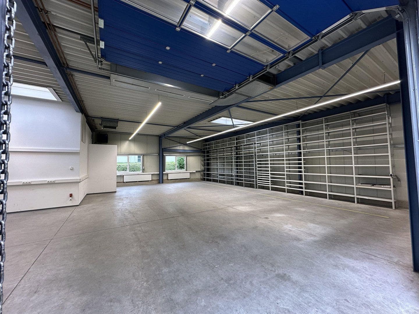 non-residential property to rent, 2,530 m², Rehwinkel 26, Porta Westfalica, North Rhine-Westphalia non-residential property to rent, 2,530 m², Rehwinkel 26, Porta Westfalica, North Rhine-Westphalia