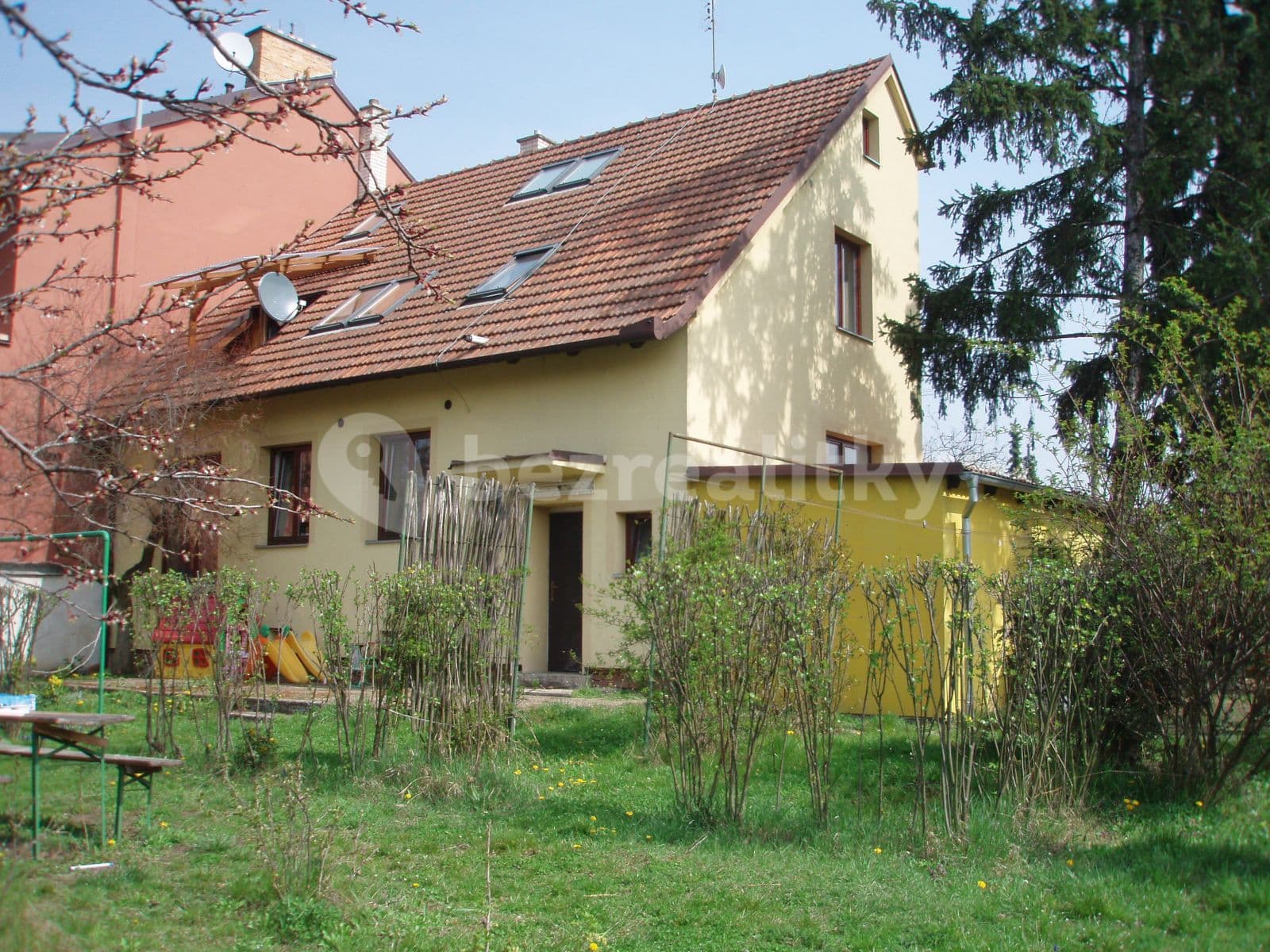 2 bedroom with open-plan kitchen flat to rent, 80 m², Šromova, Brno, Jihomoravský Region 2 bedroom with open-plan kitchen flat to rent, 80 m², Šromova, Brno, Jihomoravský Region