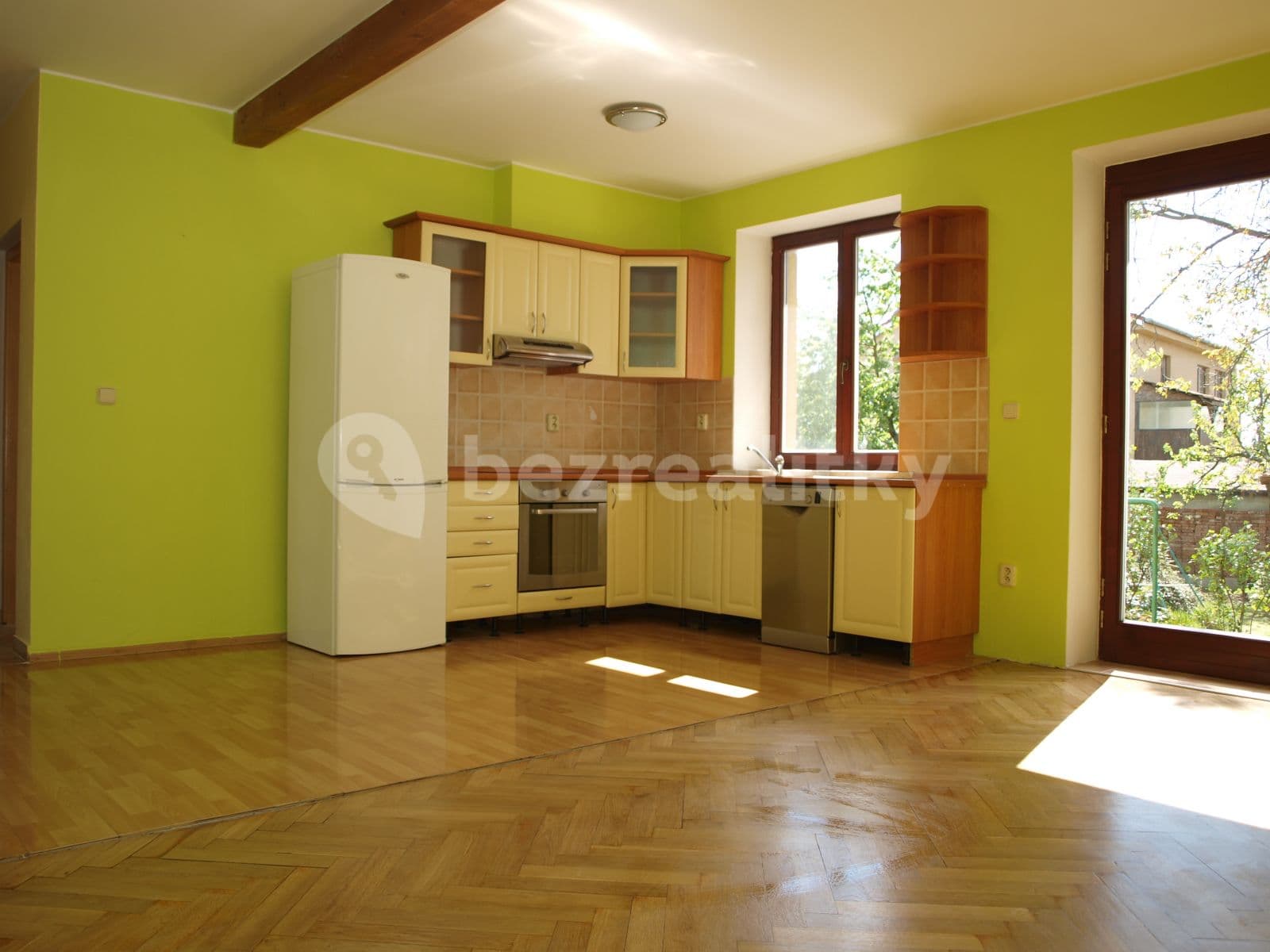2 bedroom with open-plan kitchen flat to rent, 80 m², Šromova, Brno, Jihomoravský Region 2 bedroom with open-plan kitchen flat to rent, 80 m², Šromova, Brno, Jihomoravský Region